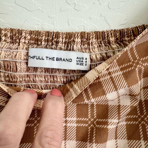 FAITHFULL THE BRAND X REVOLVE Quincy Top in Brown Lori Check Print Small - Picture 4 of 6